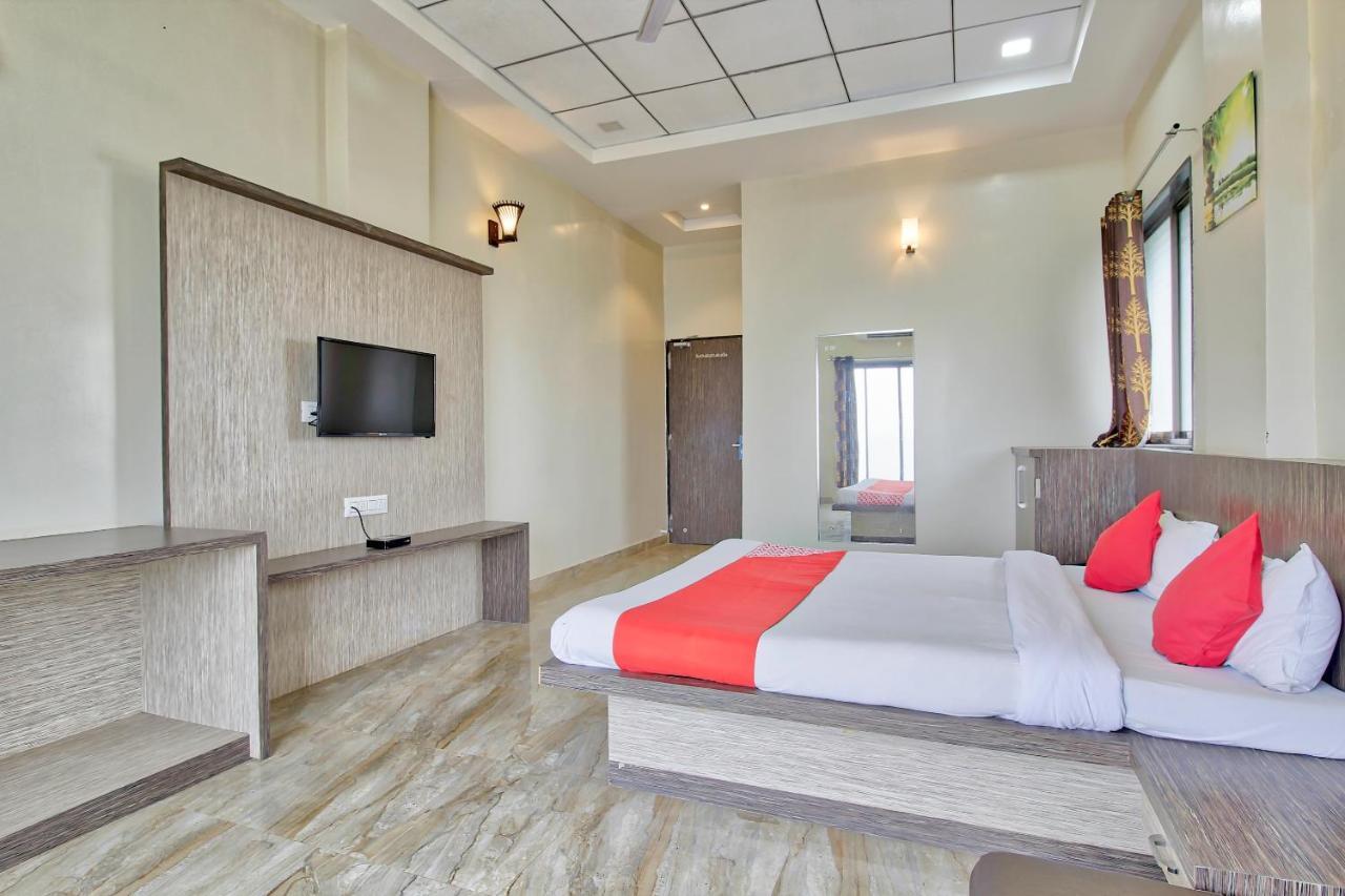 Oyo 61311 Maharaja Agrasen Resort And Lodging Buldhana Exterior photo